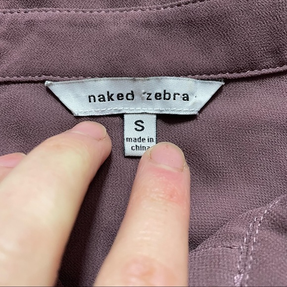 Naked Zebra Purple Sheer Lightweight Sleeveless Button Down Blouse Cutout Back S - Picture 3 of 6